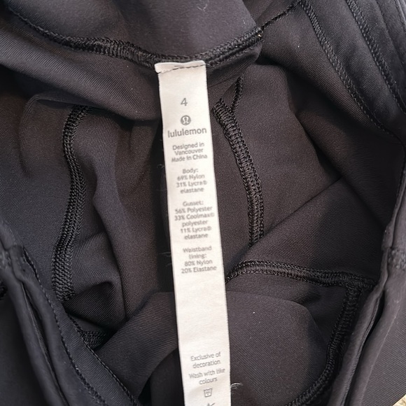 Lululemon Speed Up mid rise Tight 28"‎ *Full-On Luxtreme Black Sz 4 & 8 - Picture 15 of 15